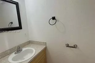 1063 SW 2nd St, Miami, FL 33130 - Photo 9