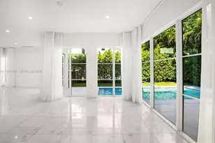 315 Santander Ave, Coral Gables, FL 33134 - Photo 13