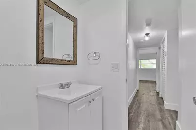 9371 Fontainebleau Blvd #I101, Miami, FL 33172 - Photo 15