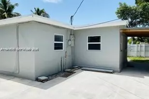 804 N 20th Ct, Hollywood, FL 33020 - Photo 3