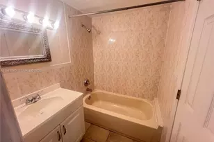 12290 NE 11th Ct, North Miami, FL 33161 - Photo 7