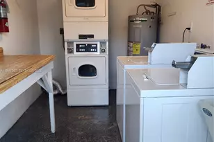 2170 NE 51st Ct, Fort Lauderdale, FL 33308 - Photo 21