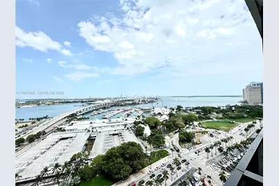 398 NE 5th St #1510, Miami, FL 33132 - Photo 19