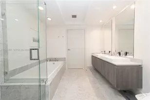 801 S Miami Ave, Miami, FL 33130 - Photo 17