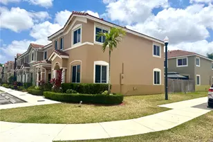 2418 SE 10th Ct, Homestead, FL 33035 - Photo 15