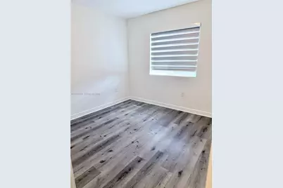 2418 SE 10th Ct, Homestead, FL 33035 - Photo 17