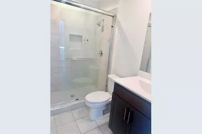 2418 SE 10th Ct, Homestead, FL 33035 - Photo 25