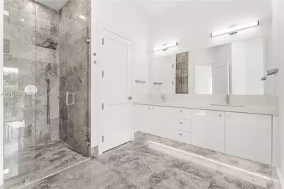 315 Santander Ave #311, Coral Gables, FL 33134 - Photo 11
