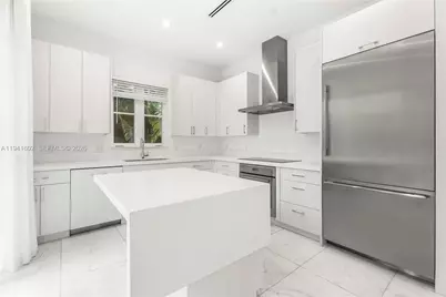 315 Santander Ave #311, Coral Gables, FL 33134 - Photo 11