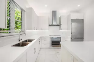 315 Santander Ave, Coral Gables, FL 33134 - Photo 21