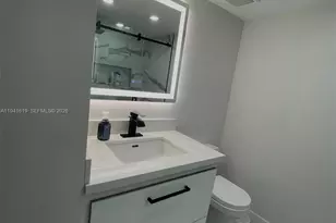 15103 SW 81st St, Miami, FL 33193 - Photo 9