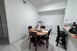 7280 NW 114th Ave, Doral, FL 33178 - Photo 5