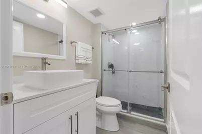 3200 Port Royale Dr N #705, Fort Lauderdale, FL 33308 - Photo 21