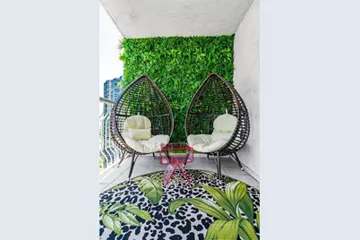 1200 Brickell Bay Dr #2807, Miami, FL 33131 - Photo 39