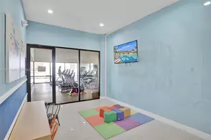 10025 W 32nd Ln, Hialeah, FL 33018 - Photo 45