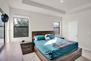 10025 W 32nd Ln, Hialeah, FL 33018 - Photo 17