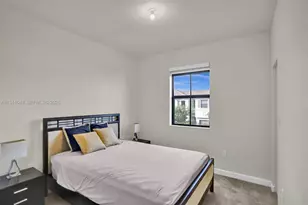 10025 W 32nd Ln, Hialeah, FL 33018 - Photo 23