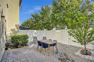 10025 W 32nd Ln, Hialeah, FL 33018 - Photo 31