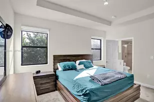 10025 W 32nd Ln, Hialeah, FL 33018 - Photo 19