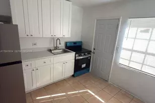 6720 NW 6th Ct, Miami, FL 33150 - Photo 3