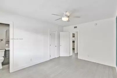 350 S Shore Dr #5, Miami Beach, FL 33141 - Photo 21