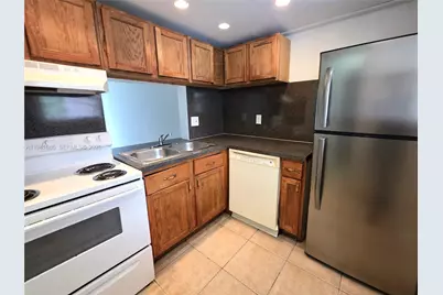 2800 NW 56th Ave #E303, Lauderhill, FL 33313 - Photo 5