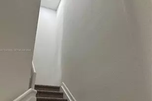 11501 NW 89th St, Doral, FL 33178 - Photo 9