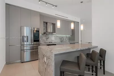 1030 15th St #214, Miami Beach, FL 33139 - Photo 7