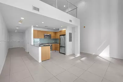 1050 Brickell Ave #2418, Miami, FL 33131 - Photo 13