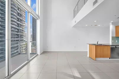 1050 Brickell Ave #2418, Miami, FL 33131 - Photo 15