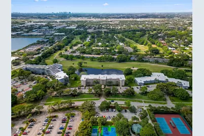 4030 W Palm Aire Dr #408, Pompano Beach, FL 33069 - Photo 41