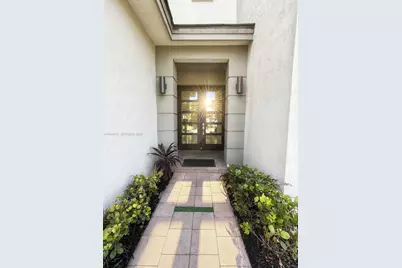 8836 NW 161st Ter #0, Miami Lakes, FL 33018 - Photo 3