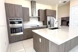 8836 NW 161st Terrace, Miami Lakes, FL 33018 - Photo 11