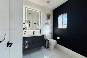 8815 SW 221st Terrace, Cutler Bay, FL 33190 - Photo 21