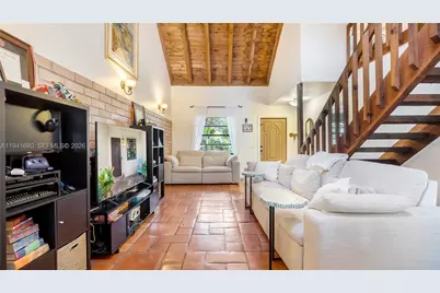 183 NE 6th Ct, Dania Beach, FL 33004 - Photo 5