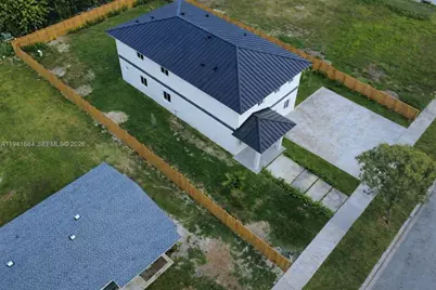 722 NW 6 Ct, Florida City, FL 33034 - Photo 3