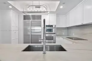 9401 Collins Ave, Surfside, FL 33154 - Photo 9