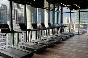 398 NE 5th St, Miami, FL 33132 - Photo 19