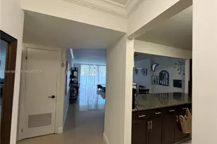 2780 NE 183rd St, Aventura, FL 33160 - Photo 7