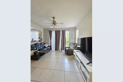 11702 SW 137th Pl, Miami, FL 33186 - Photo 15