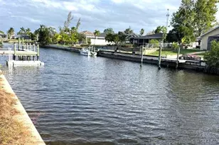 404 SE 29th St, Cape Coral, FL 33904 - Photo 1