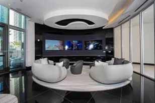 851 NE 1st Ave, Miami, FL 33132 - Photo 51