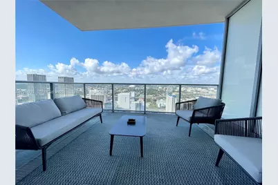 851 NE 1st Ave #3606, Miami, FL 33132 - Photo 17