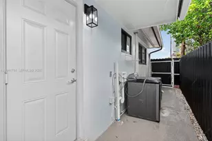 4725 NW 4th St, Miami, FL 33126 - Photo 21