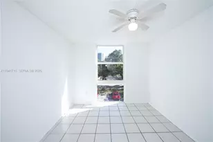 16950 W Dixie Hwy, North Miami Beach, FL 33160 - Photo 11