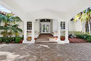 12530 SW 96th Ct, Miami, FL 33176 - Photo 9