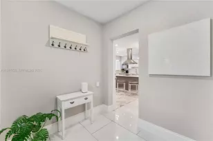 2227 Cody St, Hollywood, FL 33020 - Photo 3