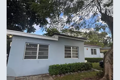 545 NE 111th St, Miami, FL 33161 - Photo 3