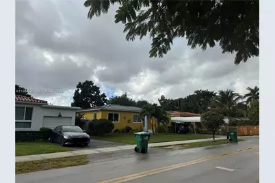 545 NE 111th St, Miami, FL 33161 - Photo 25