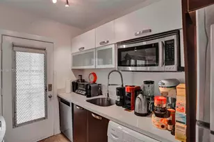 350 Collins Ave, Miami Beach, FL 33139 - Photo 9